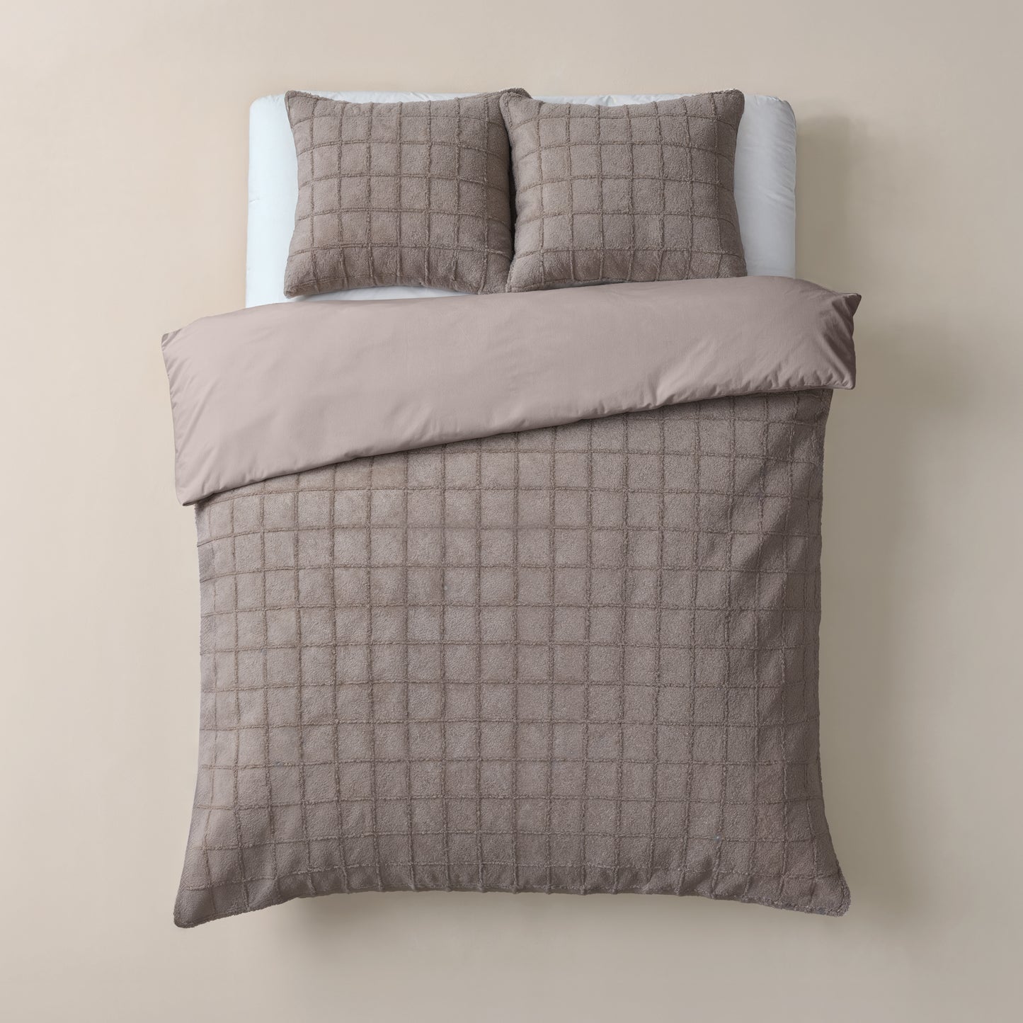 Faux Fur Check Taupe 200x200/220