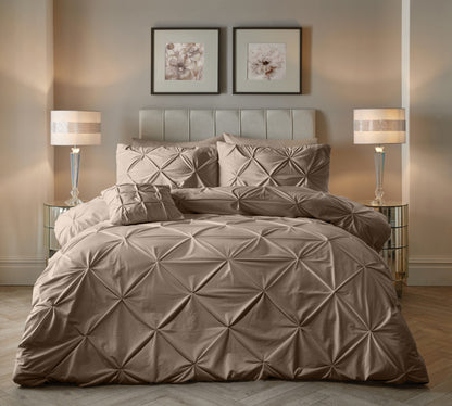 Velvet Pintuck Taupe 140 x 200/220