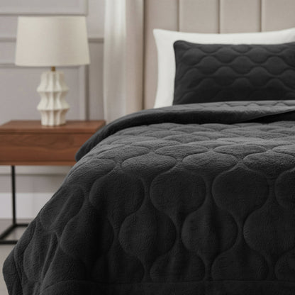 Lazy Dekbed Teddy Zwart 240 x 200 Met Luxe Kussenslopen
