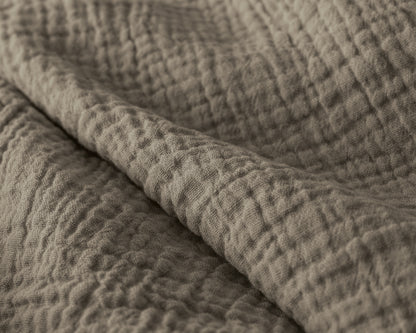 Lazy Dekbed Mousseline Taupe 240 x 200 Met Kussenslopen